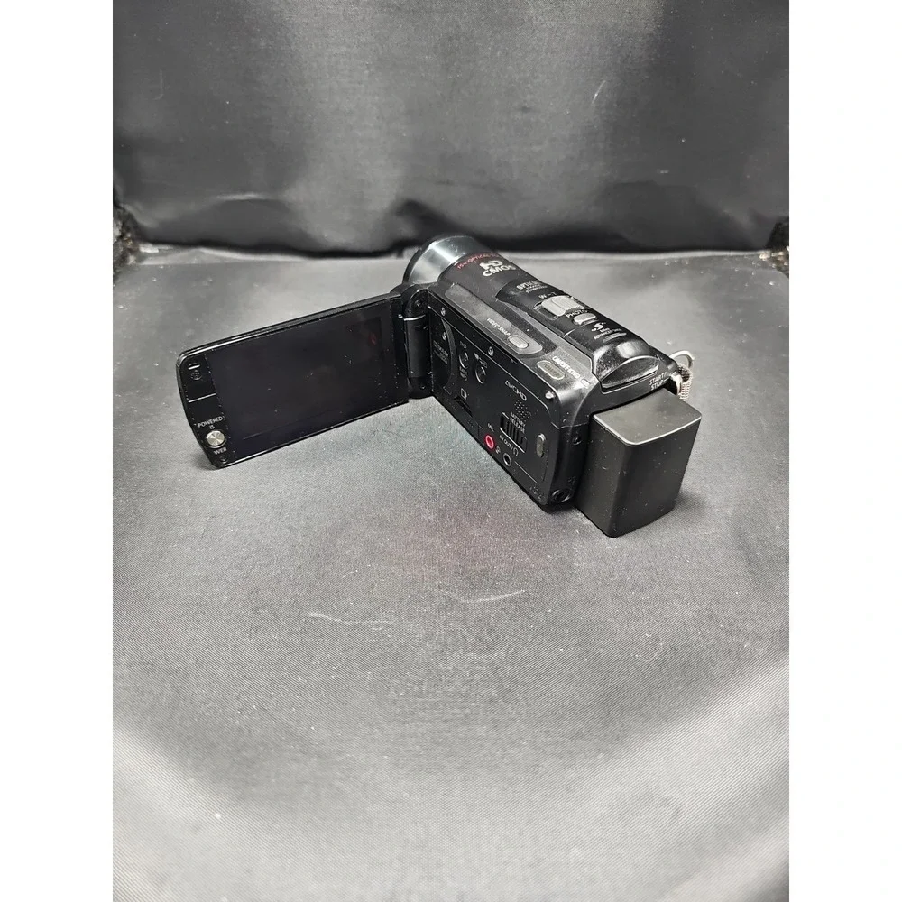 Canon VIXIA HF M30 Full HD 1080p AVCHD canon Video Camcorder